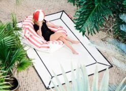 Fatboy Original Floatzac -Zwembad Spul Winkel 17 FATBOY Carpretty Grand Frame Mood Hortus CROP BusinessPlatform