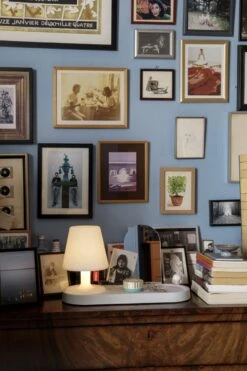 Fatboy Edison The Petit Residence -Zwembad Spul Winkel 30 FATBOY ETP Residence Light grey Pop of colour