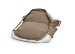 Fatboy Original Floatzac -Zwembad Spul Winkel FATBOY floatzac sandy taupe close up 01