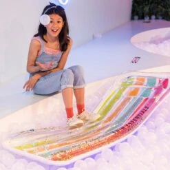 Luxe Luchtbed Met Glitters -Zwembad Spul Winkel Luxe luchtbed met glitters in ballenbad