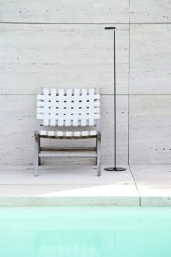 Mirai Staande Lamp Imagilights 18 Mirai Staande Lamp Imagilights -Zwembad Spul Winkel Mirai staande lamp black black aan zwembad