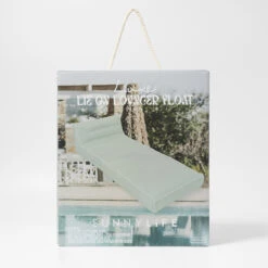 SunnyLife Luxe Lie-On Lounger Float The Vacay Soft Olive -Zwembad Spul Winkel S41LLOLI 3