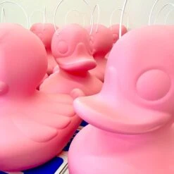 The DUCK DUCK S Lamp 17 The DUCK DUCK S Lamp -Zwembad Spul Winkel The Duck Duck Lamp Pink Edition 8