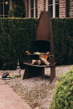 Tria Tuinvuur -Zwembad Spul Winkel Tria tuinvuur bbq 02