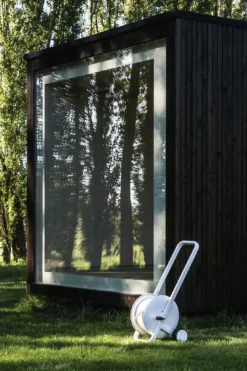 ZEE Tasman 50m -Zwembad Spul Winkel Zee tasman wit in tuin scaled 1