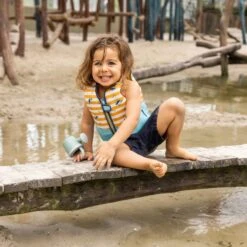 SWIM ESSENTIALS Zwemvest Met Walvissen 18 – 30kg 9 SWIM ESSENTIALS Zwemvest Met Walvissen 18 – 30kg -Zwembad Spul Winkel Zwemvest met walvissen 05