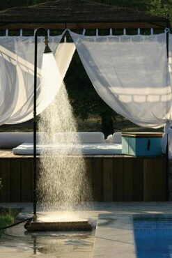 Show’r 13 Show’r -Zwembad Spul Winkel shower1 scaled scaled 1